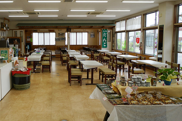 茨城県下妻市のグルメ・お食事・休憩 えびすやのテーブル席